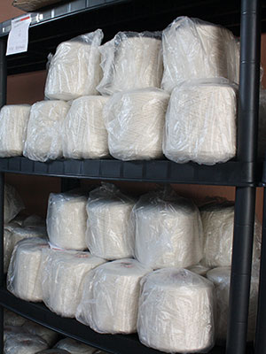 Skeino yarn raw
